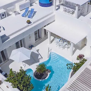 https://villa-tiguaro-lujo-piscina-climatizada-jacuzzi-ac-wifi-bahiazul.hotelsfuerteventura.org